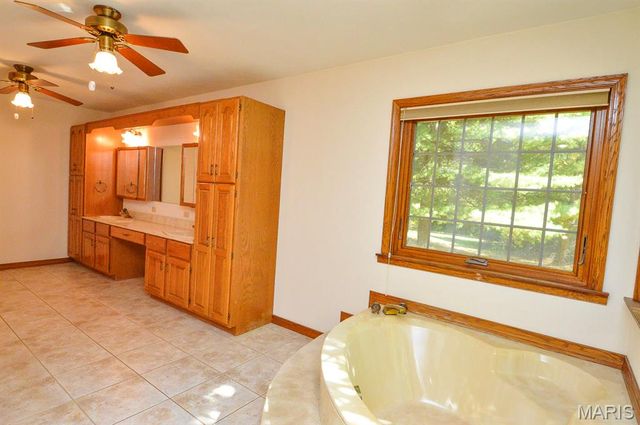 5 Calypso Court, Belleville, IL 62221