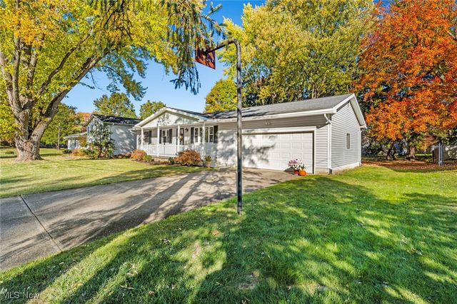 3017 Greenridge Road, Norton, OH 44203