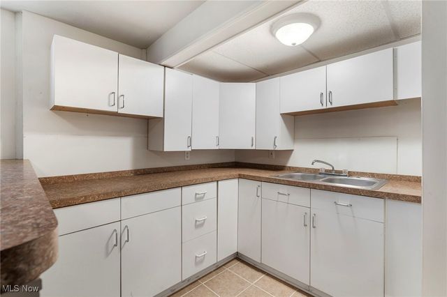 3017 Greenridge Road, Norton, OH 44203