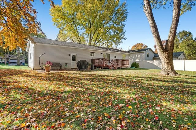 3017 Greenridge Road, Norton, OH 44203