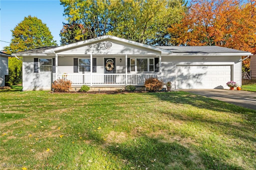 3017 Greenridge Road, Norton, OH 44203