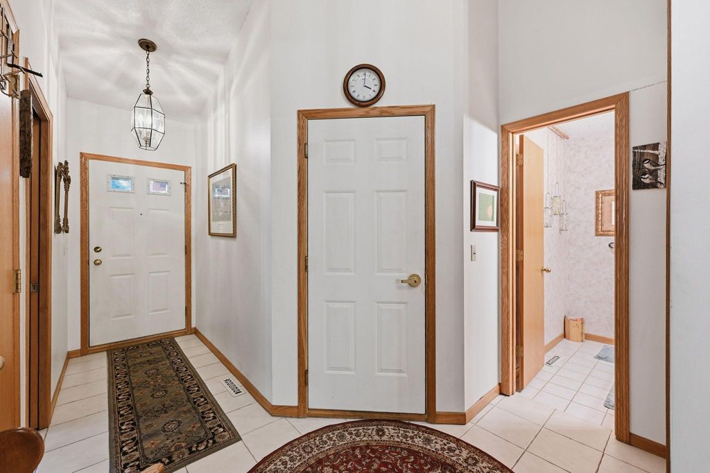 10711 53rd Avenue N, Plymouth, MN 55442 — photo 3