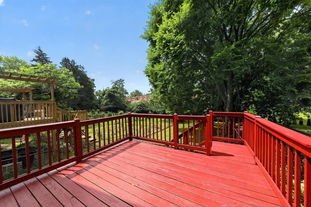 373 Linden Avenue, Southgate, KY 41071