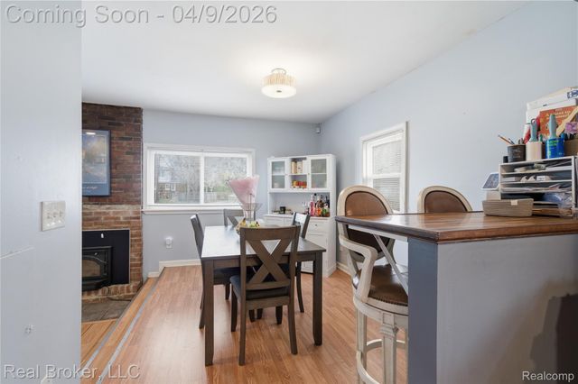 23241 Hill Avenue, Warren, MI 48091