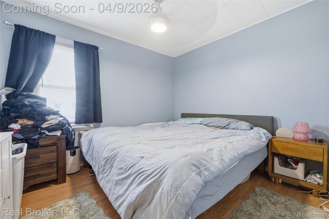 23241 Hill Avenue, Warren, MI 48091