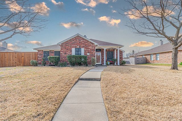 2812 Preston Creek, Mesquite, TX 75181