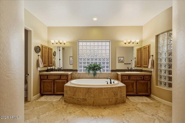 12655 W PALO BREA Lane, Peoria, AZ 85383
