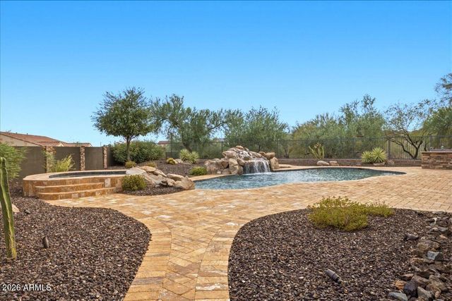 12655 W PALO BREA Lane, Peoria, AZ 85383