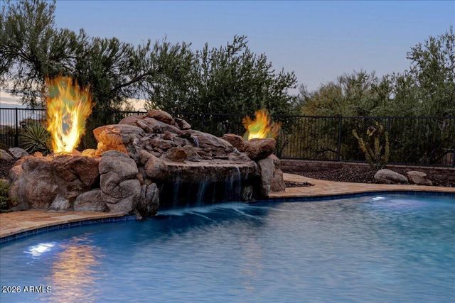 12655 W PALO BREA Lane, Peoria, AZ 85383