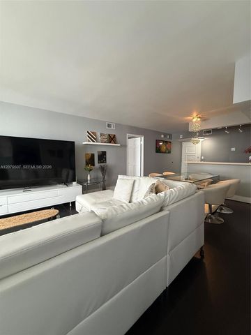 6039 Collins Avenue 1505, Miami Beach, FL 33140