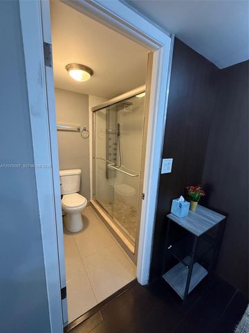 6039 Collins Avenue 1505, Miami Beach, FL 33140