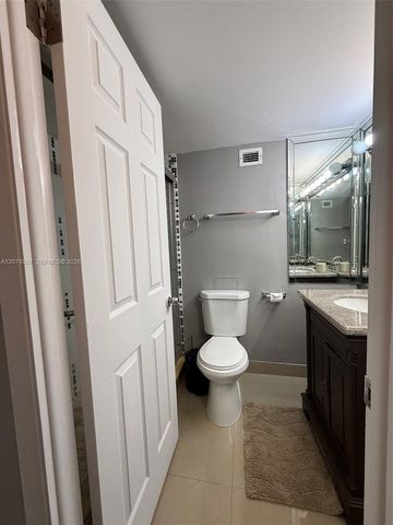 6039 Collins Avenue 1505, Miami Beach, FL 33140