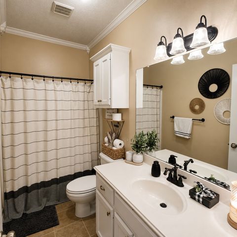 1622 Shady Lake Circle, Henderson, TX 75652