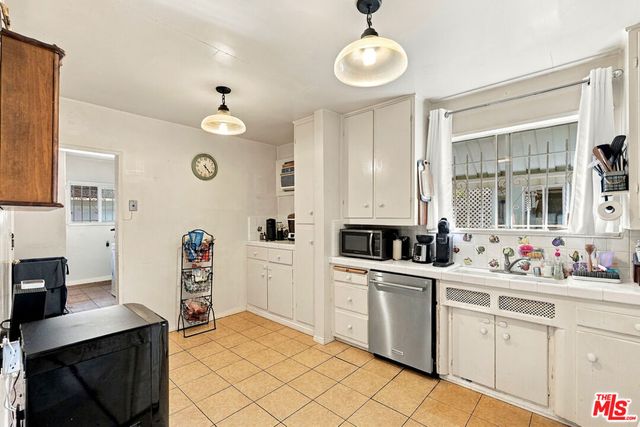 826 San Pascual Avenue, Los Angeles, CA 90042