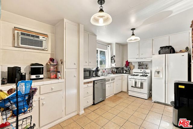 826 San Pascual Avenue, Los Angeles, CA 90042