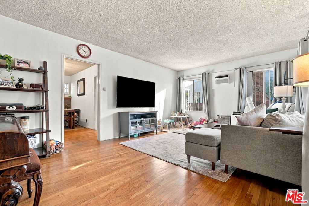 826 San Pascual Avenue, Los Angeles, CA 90042 — photo 2