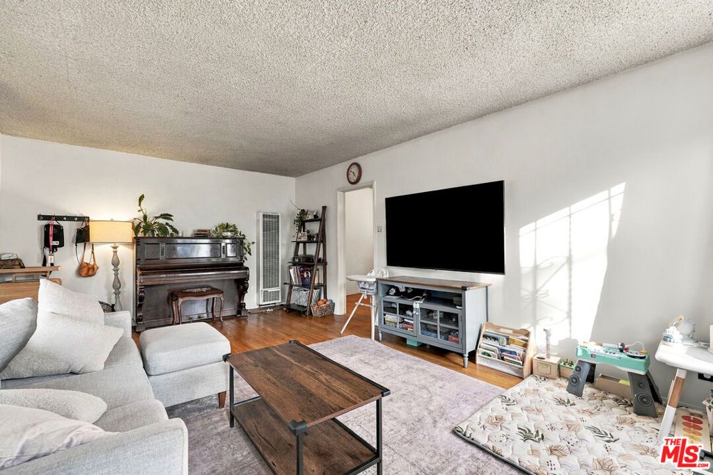 826 San Pascual Avenue, Los Angeles, CA 90042 — photo 4
