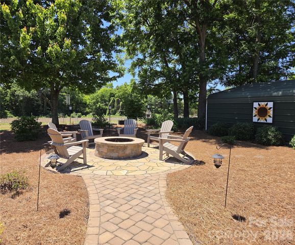 16182 Austin Road, Locust, NC 28097