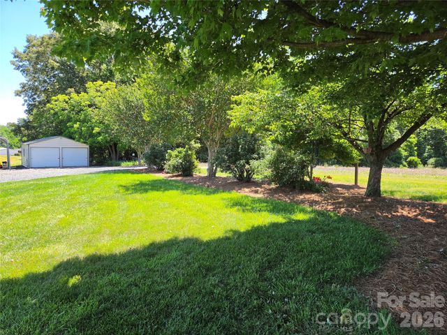 16182 Austin Road, Locust, NC 28097