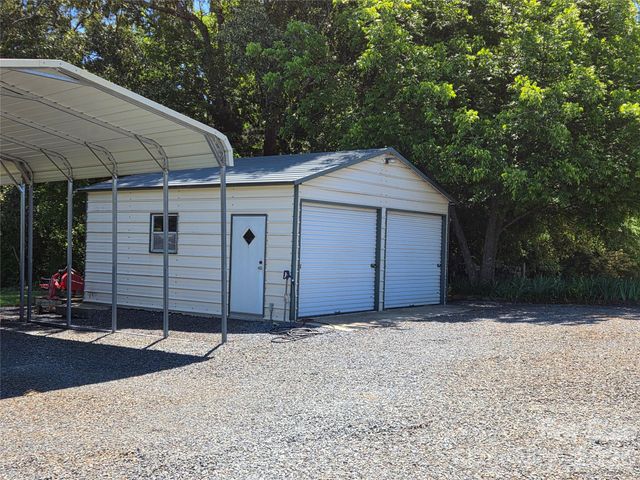 16182 Austin Road, Locust, NC 28097