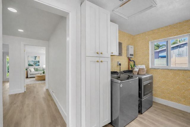 2633 NW 9th Ln, Wilton Manors, FL 33311