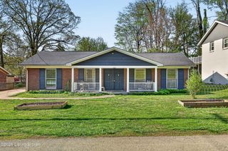 2302 High Pine Dr, Louisville, KY 40214