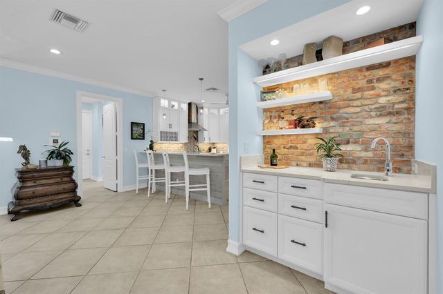 236 Fairway E, Tequesta, FL 33469