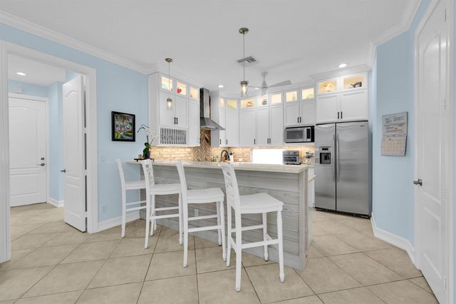 236 Fairway E, Tequesta, FL 33469