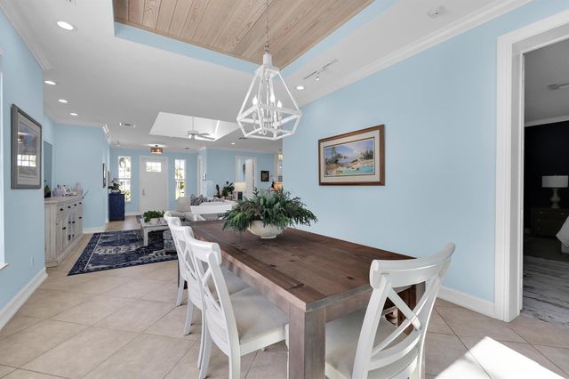 236 Fairway E, Tequesta, FL 33469
