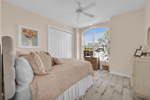 236 Fairway E, Tequesta, FL 33469