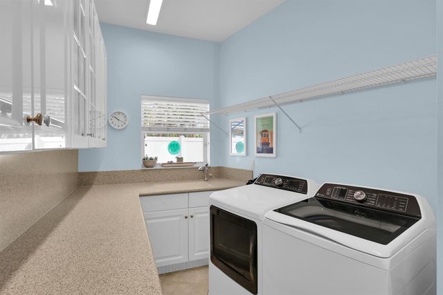 236 Fairway E, Tequesta, FL 33469