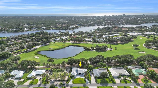 236 Fairway E, Tequesta, FL 33469