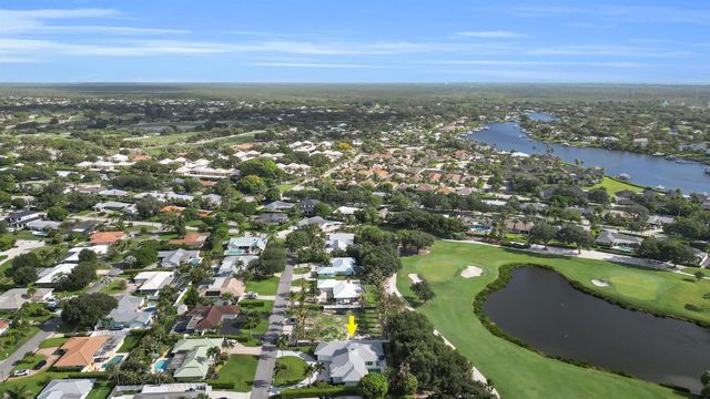 236 Fairway E, Tequesta, FL 33469