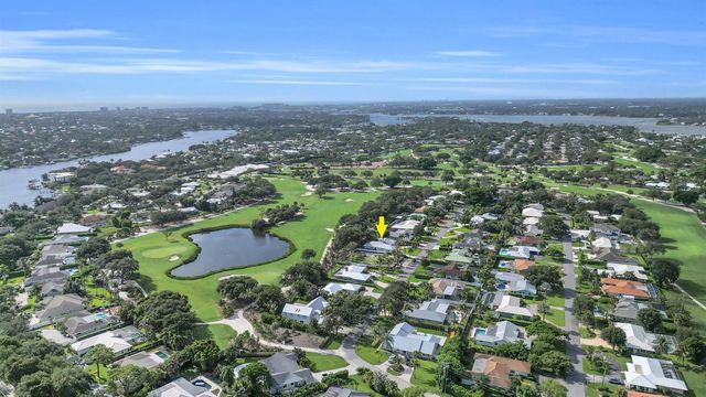 236 Fairway E, Tequesta, FL 33469