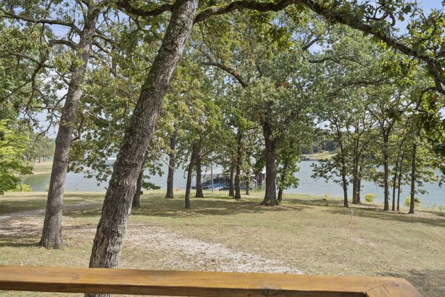 220 Bittersweet Circle, Kimberling City, MO 65686
