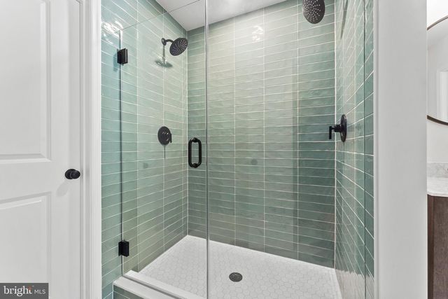 12312 PINEY LN, Remington, VA 22734