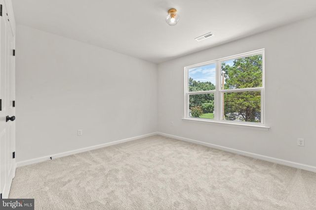12312 PINEY LN, Remington, VA 22734
