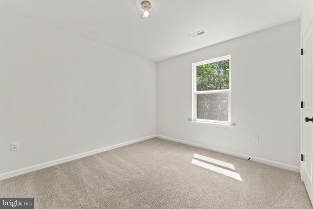 12312 PINEY LN, Remington, VA 22734