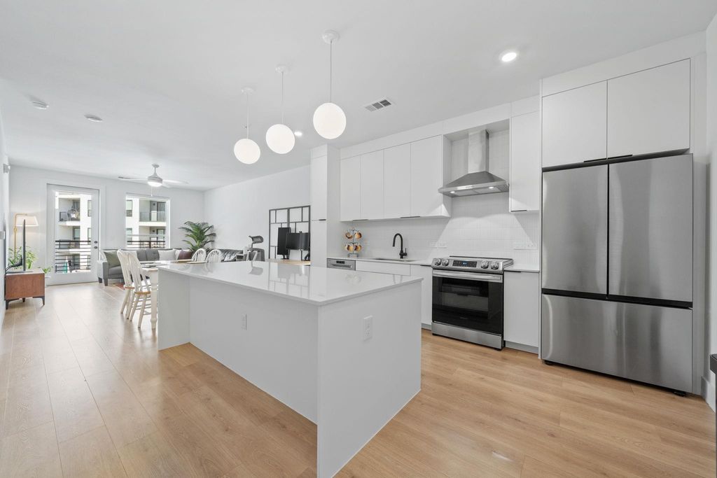 1701 Simond Ave 510, Austin, TX 78723