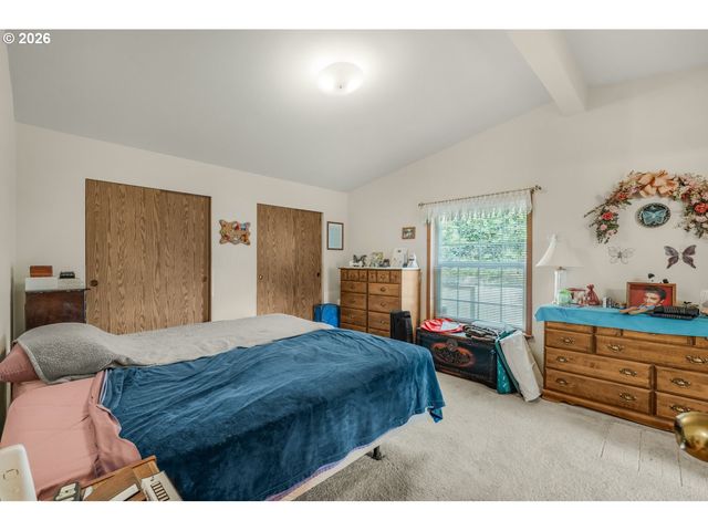 105 BREEZE St, Depoe Bay, OR 97341