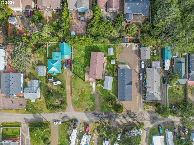 105 BREEZE St, Depoe Bay, OR 97341