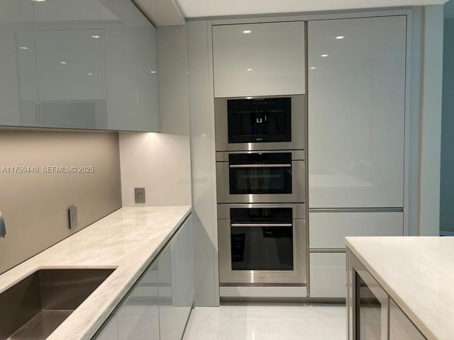 18975 SE Collins Avenue 3405, Sunny Isles Beach, FL 33160