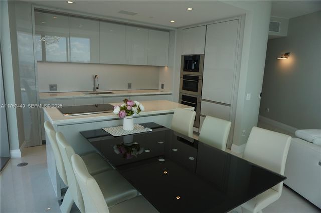18975 SE Collins Avenue 3405, Sunny Isles Beach, FL 33160