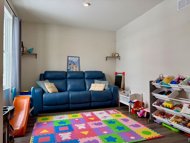 1829 S Creekside Court, Westville, IN 46391