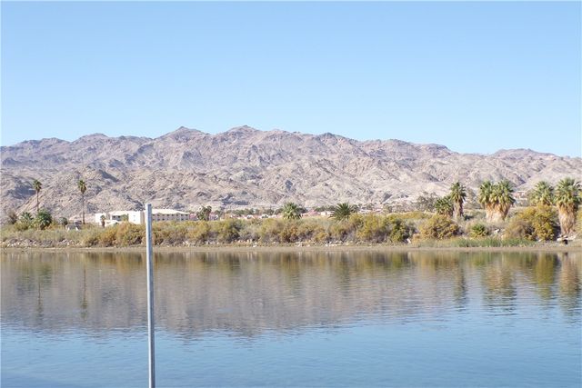 875 Riverfront Drive, Bullhead City, AZ 86442