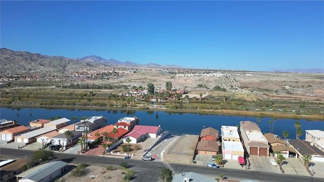 875 Riverfront Drive, Bullhead City, AZ 86442