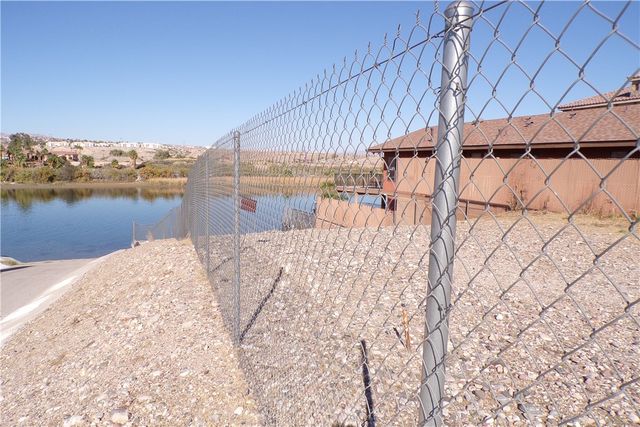 875 Riverfront Drive, Bullhead City, AZ 86442