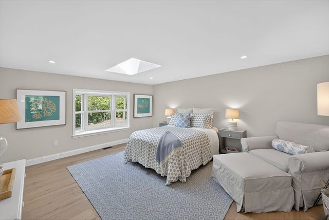 333 Old Comers Rd, Chatham, MA 02633