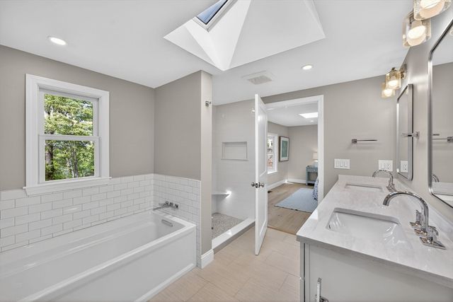 333 Old Comers Rd, Chatham, MA 02633