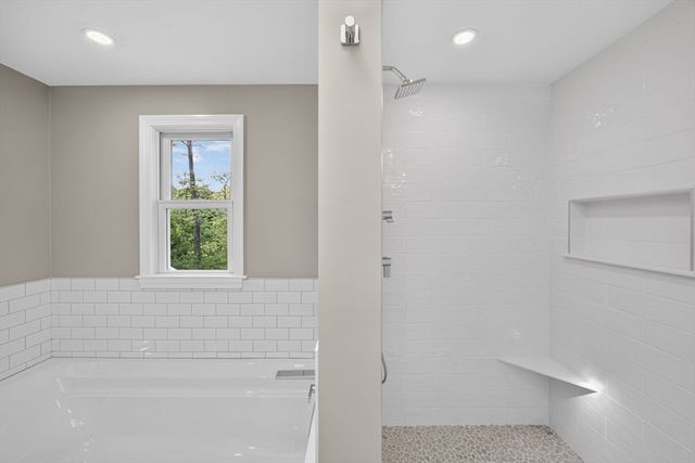 333 Old Comers Rd, Chatham, MA 02633